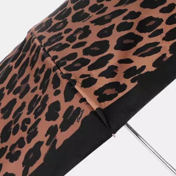 NWT 🥰 Coach Uv Protection Mini Umbrella In Leopard Print - Picture 3 of 8